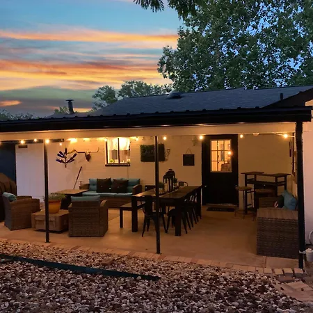 Bayer Guest Haus-Hot Tub And Fire Pit Vila